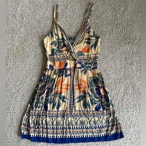 Floral Print Sleeveless Mini Dress